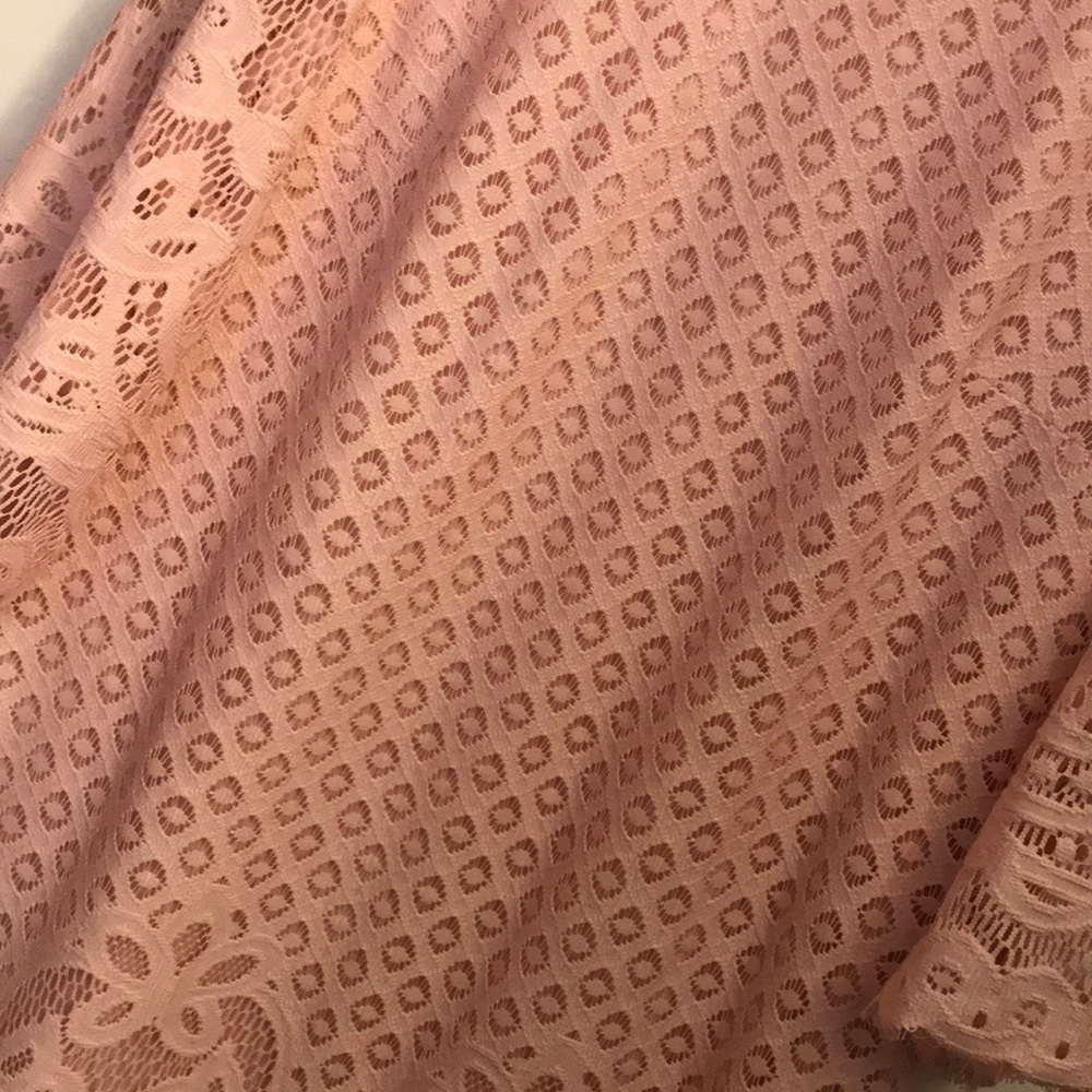 Lace pink dress